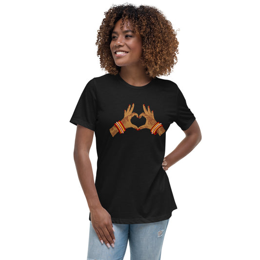 Mendhi Love hands Women's Relaxed T-Shirt